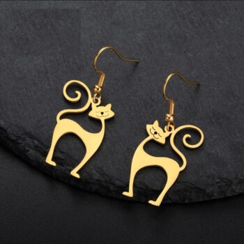 Gorgeous Dangling Cat Earrings – Stand Out in Style 0 62f99a